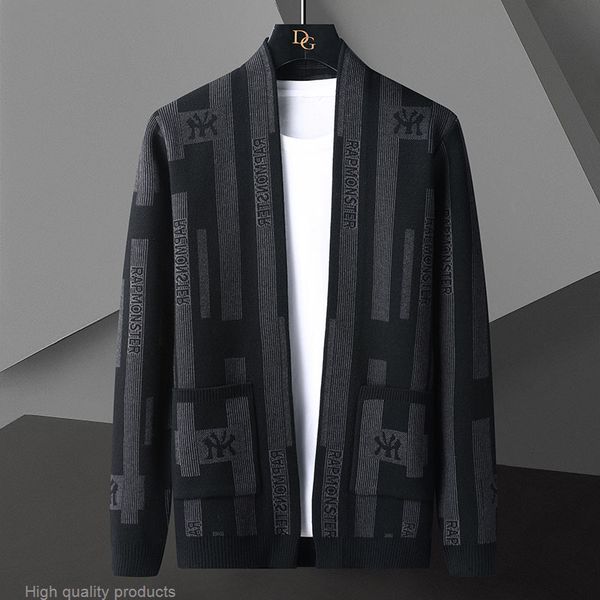 men's sweaters kardigan rajutan cetak garis merek high end untuk pria semi dan musim gugur fashion baru kasual mewah sweter selendang 2, White;black
men's sweaters kardigan rajutan cetak garis merek high end untuk pria semi dan musim gugur fashion baru kasual mewah sweter selendang 2, White;black