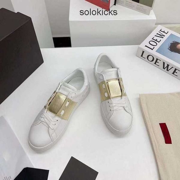 39 valentinolies fashion quality designer dq01 shoes real leather handmade multicolor trainers gradient technical sneakers men women shoes a
39 valentinolies fashion quality designer dq01 shoes real leather handmade multicolor trainers gradient technical sneakers men women shoes a