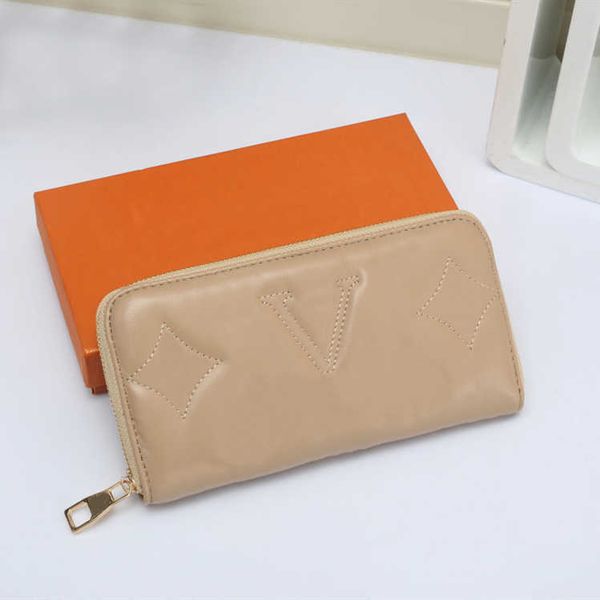 luxury designer wallet fashion premium leather zipper coin purse classic men women key bag card holder embossed wallet high-quality, Red;black
luxury designer wallet fashion premium leather zipper coin purse classic men women key bag card holder embossed wallet high-quality, Red;black