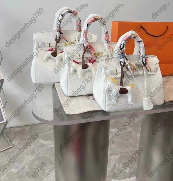 evening bags crocodile tote h luxury fashion handbags and birkins casual versatile contrast big capacity shopping bag leather bag22
evening bags crocodile tote h luxury fashion handbags and birkins casual versatile contrast big capacity shopping bag leather bag22