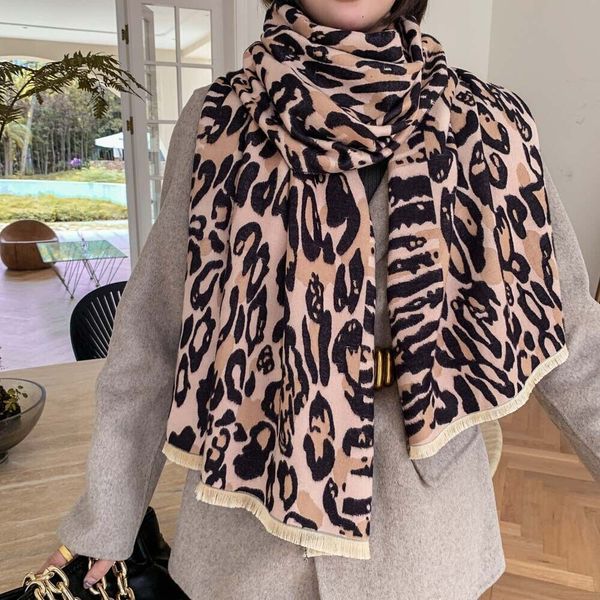 scarves imitate cashmere long scarf women fashion leopard shawl thick bandana 180 65cm 230824, Blue;gray
scarves imitate cashmere long scarf women fashion leopard shawl thick bandana 180 65cm 230824, Blue;gray