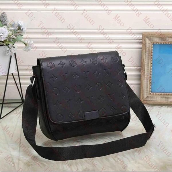 2023 designer bags men messenger bag classic style fashion women shoulder bags lady totes briefcase postman bag purse men crossbody bag book
2023 designer bags men messenger bag classic style fashion women shoulder bags lady totes briefcase postman bag purse men crossbody bag book