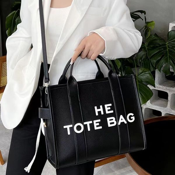 designer bag black tote bag women's leather shoulder bag practical large classic capacity coin purse the tote bag casual vacation alpha
designer bag black tote bag women's leather shoulder bag practical large classic capacity coin purse the tote bag casual vacation alpha