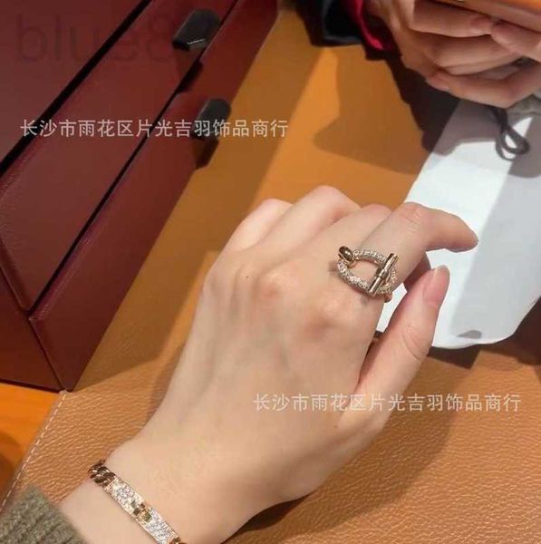band rings designer luxury and niche, grand horseshoe buckle with diamond inlay, same style, new style pig nose 925 silver ring for women na
band rings designer luxury and niche, grand horseshoe buckle with diamond inlay, same style, new style pig nose 925 silver ring for women na
