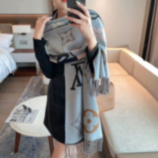 new designers scarf man cashmere scarf men women winter scarves ladies pattern wool plaid neckerchiefs print pashminas, Blue;gray
new designers scarf man cashmere scarf men women winter scarves ladies pattern wool plaid neckerchiefs print pashminas, Blue;gray