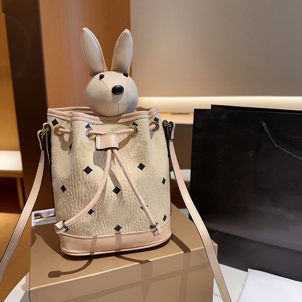 fashion brand designer leather bucket shoulder messenger bag women handbags and wallets 2023 new ladies messenger bag high quality
fashion brand designer leather bucket shoulder messenger bag women handbags and wallets 2023 new ladies messenger bag high quality