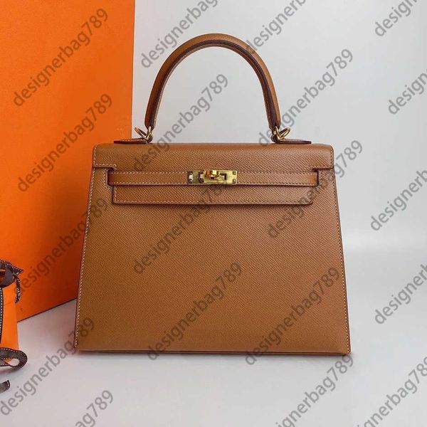quality luxurys designers handle travel with scarf genuine leather shoulder handbags crossbody crocodile clutch bag pattern women men classi
quality luxurys designers handle travel with scarf genuine leather shoulder handbags crossbody crocodile clutch bag pattern women men classi