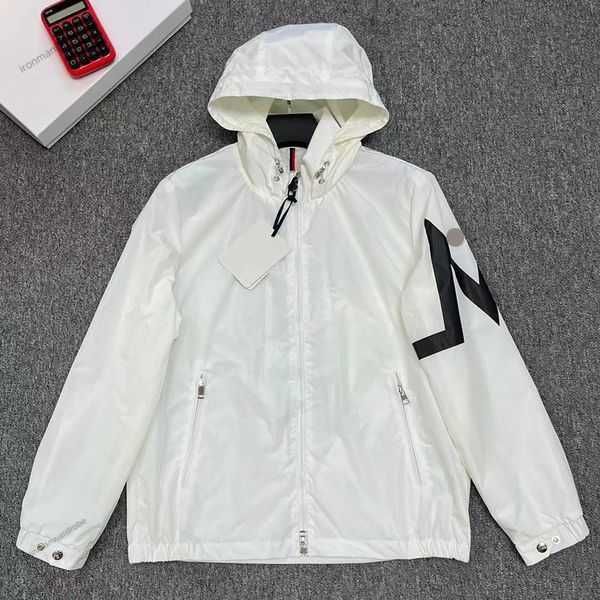 designer hoodies mens winter jackets clothing france brand bomber windshield biker jacket american outerwear coat fashion hombre casual wind, Black;brown
designer hoodies mens winter jackets clothing france brand bomber windshield biker jacket american outerwear coat fashion hombre casual wind, Black;brown