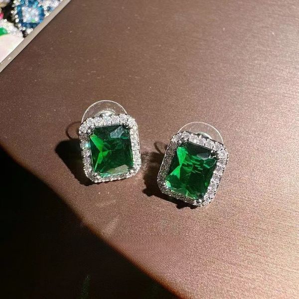 jewelry designer zircon jewelry set jewelry emerald crystal inlaid necklace earrings ring gift, Silver
jewelry designer zircon jewelry set jewelry emerald crystal inlaid necklace earrings ring gift, Silver