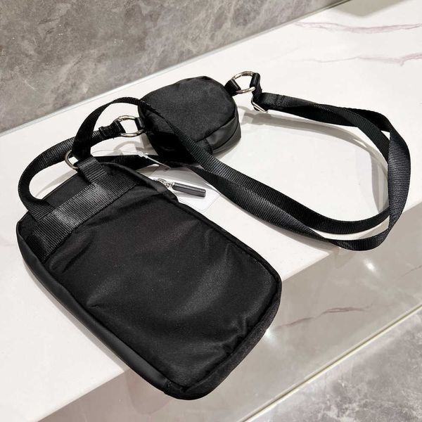 - y081107 cute and practical diagonal straddle one shoulder mobile phone bag lightweight and portable outdoor sports 23 new 230824
- y081107 cute and practical diagonal straddle one shoulder mobile phone bag lightweight and portable outdoor sports 23 new 230824
