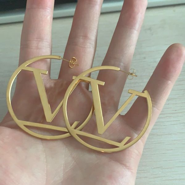 gold color women fashion designer stud earrings smooth hoop luxury engagement earrings wholesale, Golden;silver
gold color women fashion designer stud earrings smooth hoop luxury engagement earrings wholesale, Golden;silver