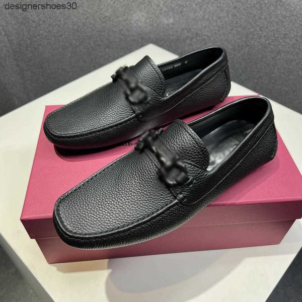 designer men's leather shoes comfortable sneakers ferragamos business office leather ferragamo shoe covers feet casual bean shoes, White
designer men's leather shoes comfortable sneakers ferragamos business office leather ferragamo shoe covers feet casual bean shoes, White
