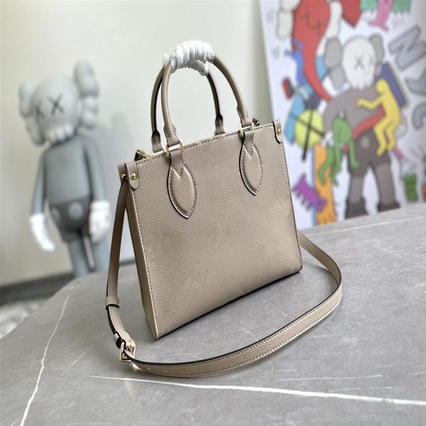 5a ladies crossbody bag vintage handbag plain classic letter cowhide double handle delicate tote bags women fashion shoulder handb2537
5a ladies crossbody bag vintage handbag plain classic letter cowhide double handle delicate tote bags women fashion shoulder handb2537