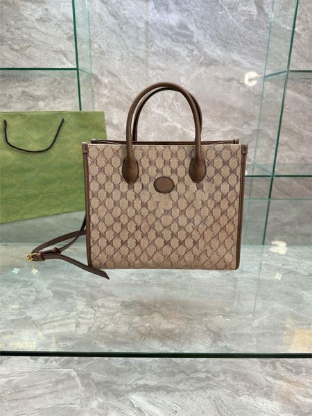 designer fashion trend totes bags lady bag embossed printing logo design high-end large capacity handbag purse
designer fashion trend totes bags lady bag embossed printing logo design high-end large capacity handbag purse