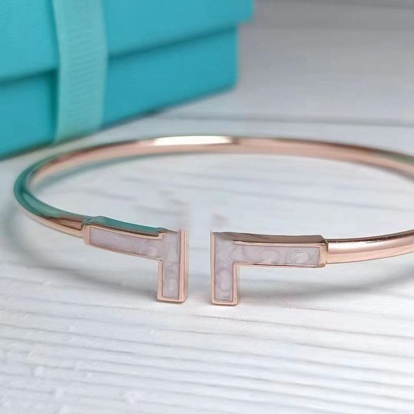 designer bracelet t letter bracelet s925 silver 18k does not fade bracelets designer for women tennis bracelet gold bracelet bracelets, Golden;silver
designer bracelet t letter bracelet s925 silver 18k does not fade bracelets designer for women tennis bracelet gold bracelet bracelets, Golden;silver