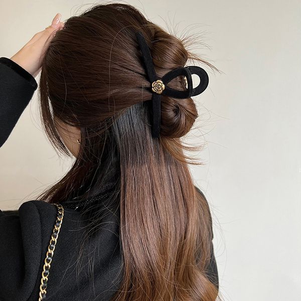 headwear hair accessories 12cm fashion women claw elegant camellia girls barrette hairpins bath clip ponytail gift 230823
headwear hair accessories 12cm fashion women claw elegant camellia girls barrette hairpins bath clip ponytail gift 230823