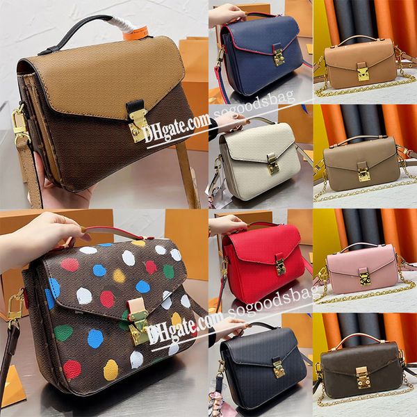 luxury designer bags pochette east west metis women black embossed leather handbag s lock closure messenger shoulder bag letter ladies purse
luxury designer bags pochette east west metis women black embossed leather handbag s lock closure messenger shoulder bag letter ladies purse