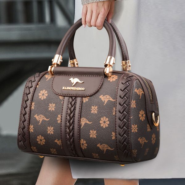 evening bags lingge soft leather messenger bag ladies crossbody shoudler bags for women luxury designer handbags female bags sac a main 2308
evening bags lingge soft leather messenger bag ladies crossbody shoudler bags for women luxury designer handbags female bags sac a main 2308