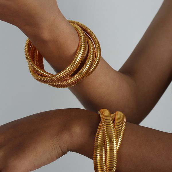 bangle fashion simple snake shape opening bangle for women personality hiphop punk stainless steel cuff bracelet partyjewelry 230824, Black
bangle fashion simple snake shape opening bangle for women personality hiphop punk stainless steel cuff bracelet partyjewelry 230824, Black