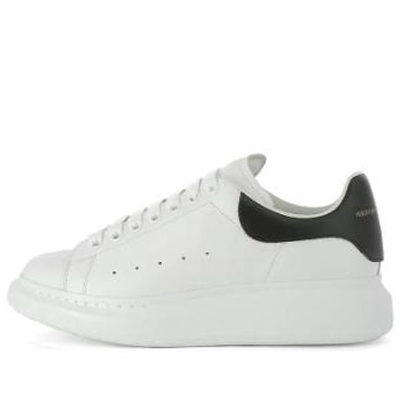 designer flat sneakerl trainer casual shoes denim canvas leather abloh white green red blue letter overlays fashion platform
designer flat sneakerl trainer casual shoes denim canvas leather abloh white green red blue letter overlays fashion platform