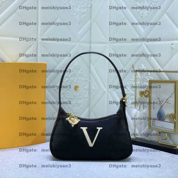 r original single mini moon handbag fashion crossbody bag m82391 m82487 m82425 m82426 luxury high-quality leather women shoulder bag elbow b
r original single mini moon handbag fashion crossbody bag m82391 m82487 m82425 m82426 luxury high-quality leather women shoulder bag elbow b