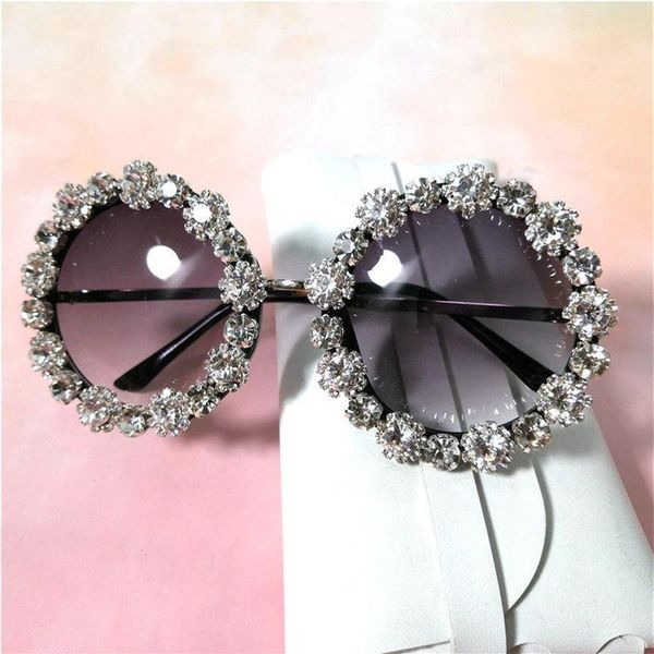 sunglasses oluxury diamond round women brand oversized crystal black sun glasses ladies 2023 mirror shades fml275x, White;black
sunglasses oluxury diamond round women brand oversized crystal black sun glasses ladies 2023 mirror shades fml275x, White;black