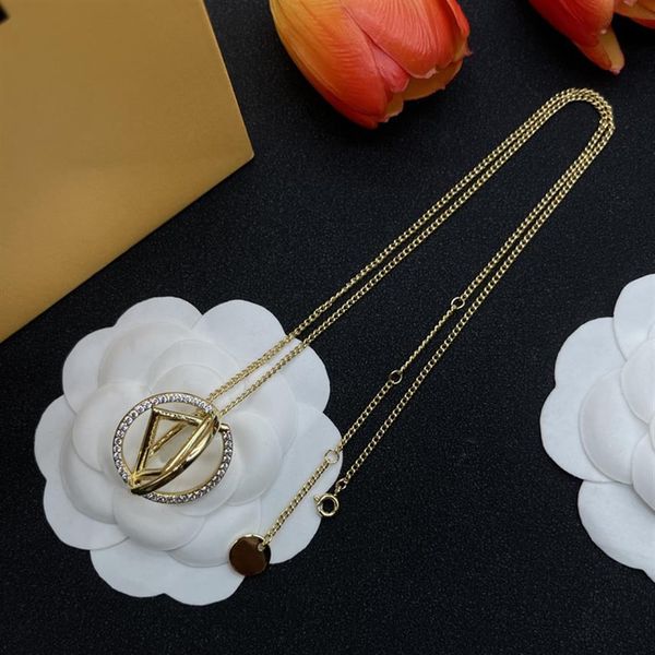 pendant necklaces womens designer jewelry women gold round necklace new designers accessories with diamonds f letters chain nice d201a, Silver
pendant necklaces womens designer jewelry women gold round necklace new designers accessories with diamonds f letters chain nice d201a, Silver