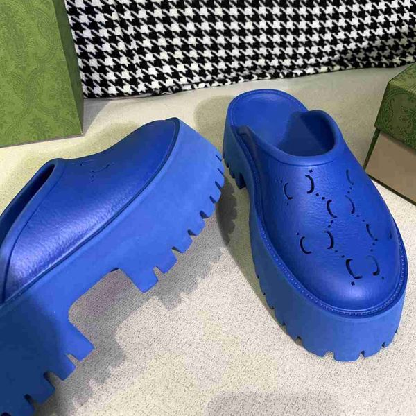 brand slippers designers men women ladies hollow platform rubber sandals beach outdoor flats shoes transparent materials fashion perforated, Black
brand slippers designers men women ladies hollow platform rubber sandals beach outdoor flats shoes transparent materials fashion perforated, Black