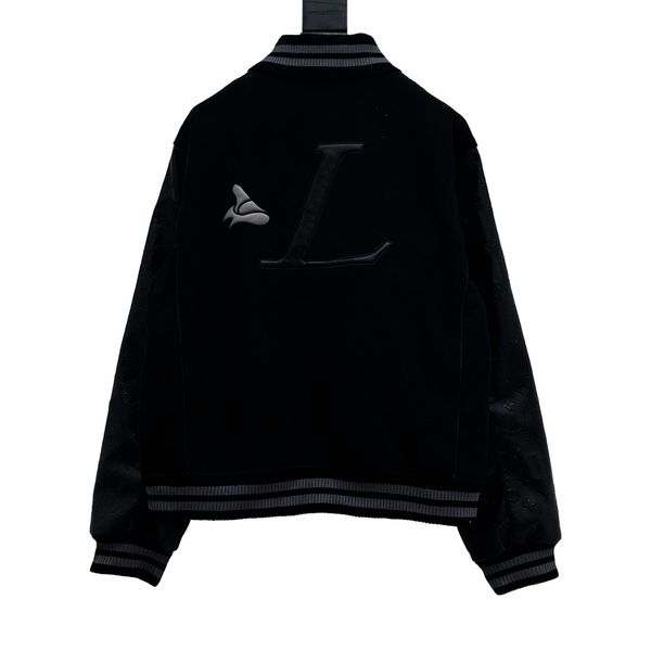 designer jacket men's coat men's school team leather baseball coat men's and women's retro embroidered letter patchwork, Black;brown
designer jacket men's coat men's school team leather baseball coat men's and women's retro embroidered letter patchwork, Black;brown