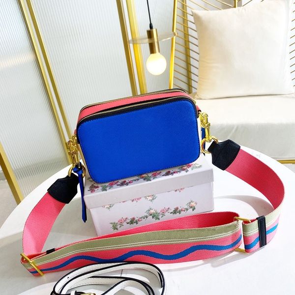 designer bag mens snapscool and elegant bag famous camera small crossbody purse mini jacobs women shoulder metal buckle high-quality leather
designer bag mens snapscool and elegant bag famous camera small crossbody purse mini jacobs women shoulder metal buckle high-quality leather