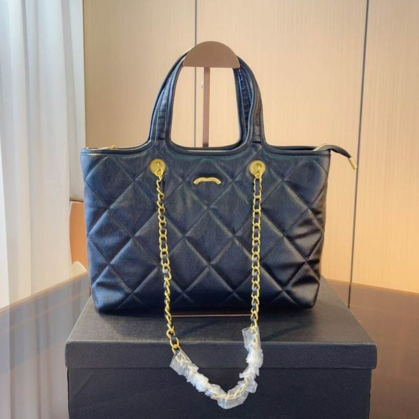 classic large capacity women outdoor shoulder bag leather gold hardware luxury handbag double chain vintage crossbody designer bag trend sui
classic large capacity women outdoor shoulder bag leather gold hardware luxury handbag double chain vintage crossbody designer bag trend sui