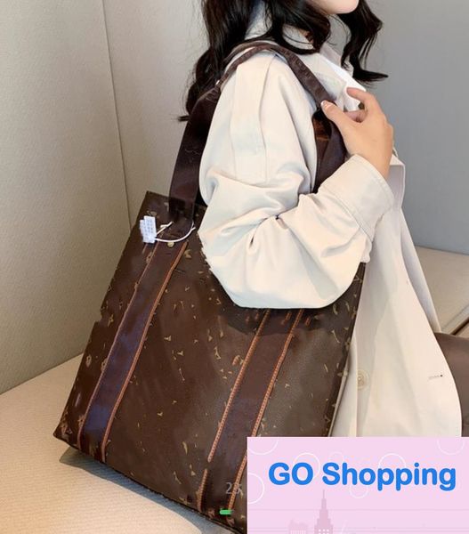 bag autumn new leather large capacity fashion women's bag literary simple tote bags hand-carrying big shoulder
bag autumn new leather large capacity fashion women's bag literary simple tote bags hand-carrying big shoulder