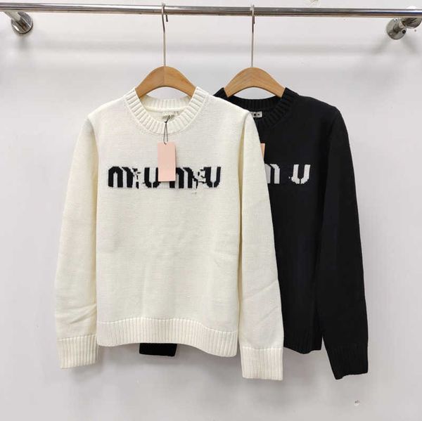 23ssmm women's crewneck sweater autumn and winter fashion new letter pullover long-sleeved temperament all-match knitted sweater, White;black
23ssmm women's crewneck sweater autumn and winter fashion new letter pullover long-sleeved temperament all-match knitted sweater, White;black