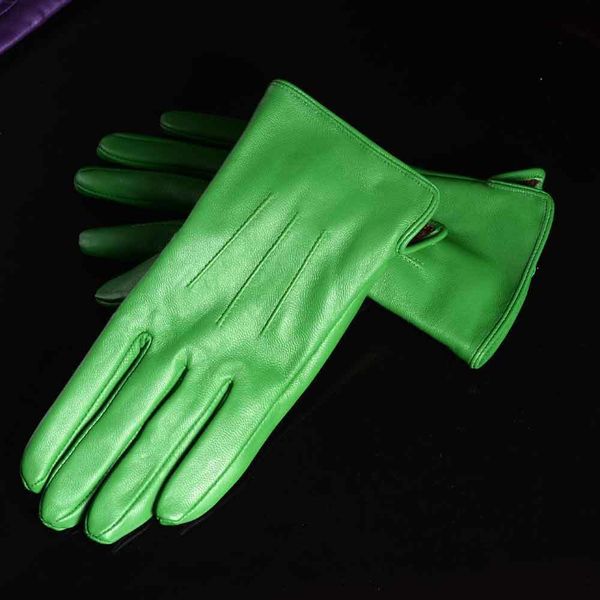 five fingers glove ladies 100 real leather sheep skin winter warm thick lining white gloves colorful blue cute outdoor short 230824, Blue;gray
five fingers glove ladies 100 real leather sheep skin winter warm thick lining white gloves colorful blue cute outdoor short 230824, Blue;gray