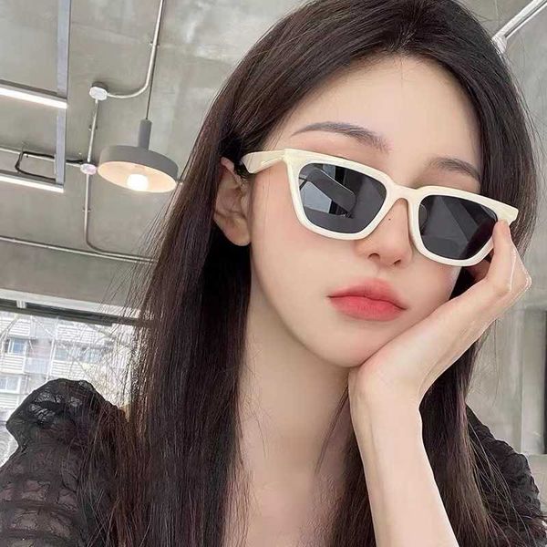 personalized white cat's eye street p for women in korean version trendy female concave shape square small frame sunglasses male round, White;black
personalized white cat's eye street p for women in korean version trendy female concave shape square small frame sunglasses male round, White;black