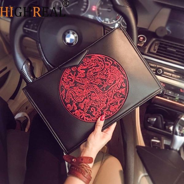 evening bags chinese style dragon embroidery clutch for women bag personality envelope wrist ipad shoulder purse 230824
evening bags chinese style dragon embroidery clutch for women bag personality envelope wrist ipad shoulder purse 230824