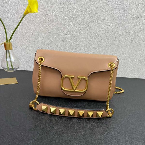 designer bags for ladies va bag shoulder new designer fashion for one woman bags underarm small square letter head layer leather feel handhe
designer bags for ladies va bag shoulder new designer fashion for one woman bags underarm small square letter head layer leather feel handhe