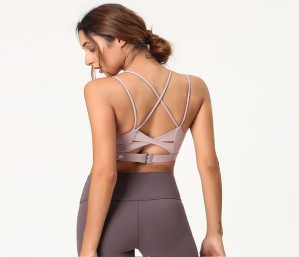 1936 bras brand sports underwear women039s bra highintensity underclothes shockproof rimless yoga fitness vest shirt w3912979, Red;black
1936 bras brand sports underwear women039s bra highintensity underclothes shockproof rimless yoga fitness vest shirt w3912979, Red;black
