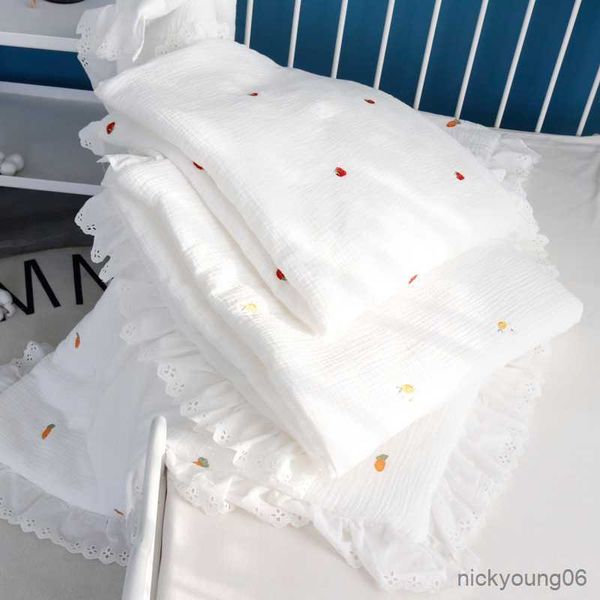 blankets 150x120cm winter thick embroidered strawberry muslin cotton blanket with edge kids comforter girl crib quilt r230824
blankets 150x120cm winter thick embroidered strawberry muslin cotton blanket with edge kids comforter girl crib quilt r230824