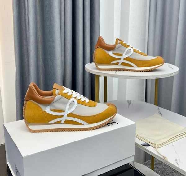 designer raise the bottom trainer shoes real leather down fabric with breathable womens casual shoes flow runner suede sheepskin lining comf, Black
designer raise the bottom trainer shoes real leather down fabric with breathable womens casual shoes flow runner suede sheepskin lining comf, Black