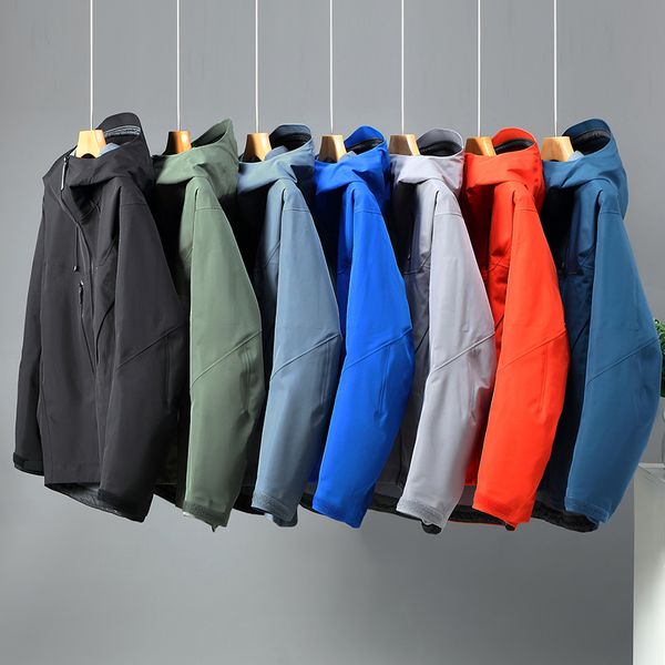 23ss winter mens warm jacket designers clothes womens print jackets long sleeve cotton coat with hooded men women warm coats 8831, Black;brown
23ss winter mens warm jacket designers clothes womens print jackets long sleeve cotton coat with hooded men women warm coats 8831, Black;brown