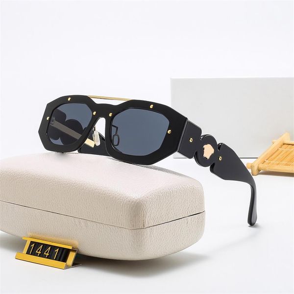 designer sunglasses classic colorful sun glasses women mens goggle adumbral 7 colors optional237i, White;black
designer sunglasses classic colorful sun glasses women mens goggle adumbral 7 colors optional237i, White;black