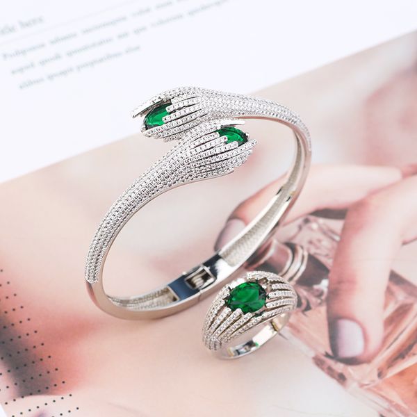 designer diamond snake bracelet plated 18k gold jewelry bracelets for women girls ladies daughter ring luxury jewlery birthday wedding party, Black
designer diamond snake bracelet plated 18k gold jewelry bracelets for women girls ladies daughter ring luxury jewlery birthday wedding party, Black
