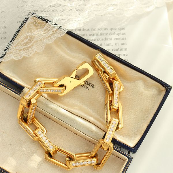 bangle marka zircon bracelet for women ladies stainless steel premium jewelry luxury golden chain bracelet party gift 230824, Black
bangle marka zircon bracelet for women ladies stainless steel premium jewelry luxury golden chain bracelet party gift 230824, Black