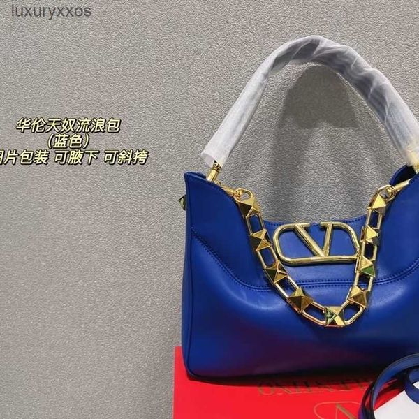 lady rivet handbag bag fashion women's evening underarm leather versatile bags chain one shoulder crossbody valentinoc size purse 31*19
lady rivet handbag bag fashion women's evening underarm leather versatile bags chain one shoulder crossbody valentinoc size purse 31*19