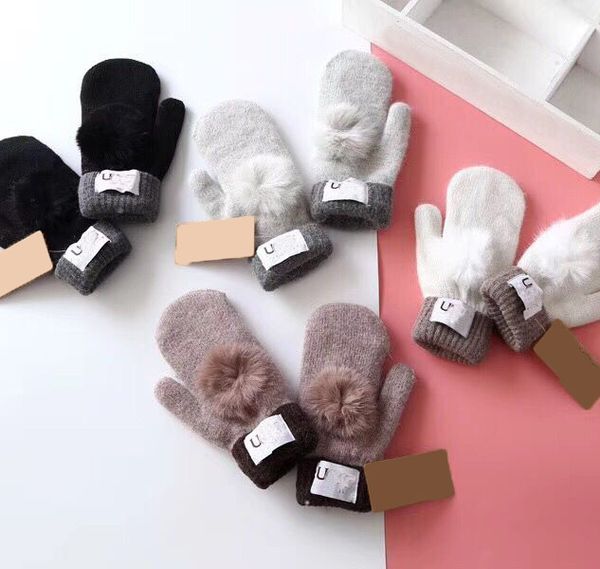 fashion women' gloves for winter and autumn cashmere mittens glove with lovely fur ball outdoor sport warm winter gloves, Blue;gray
fashion women' gloves for winter and autumn cashmere mittens glove with lovely fur ball outdoor sport warm winter gloves, Blue;gray