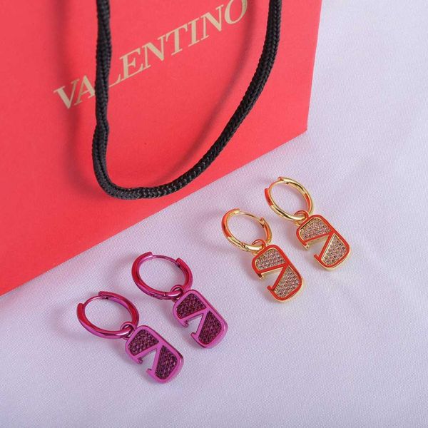 designer earrings valentino luxury v letter crystal diamond for women's temperament earrings for valentine's day gifts earrings ne, Golden;silver
designer earrings valentino luxury v letter crystal diamond for women's temperament earrings for valentine's day gifts earrings ne, Golden;silver