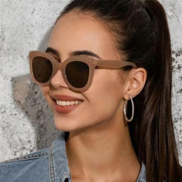 sunglasses vintage round women's fashion designer eyewear sun glasses for men oval jelly gafas de sol mujer226i, White;black
sunglasses vintage round women's fashion designer eyewear sun glasses for men oval jelly gafas de sol mujer226i, White;black