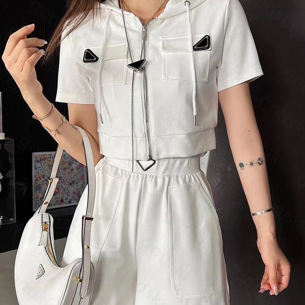triangle casual women coat shorts fashion short sleeved hooded zipper jacket wide leg shorts hoodie tracksuit, Gray
triangle casual women coat shorts fashion short sleeved hooded zipper jacket wide leg shorts hoodie tracksuit, Gray