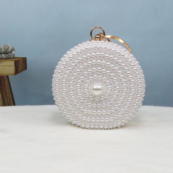 evening bags whiteivoryredroyal blue pearl bag women's handbags evening day clutch small handbag bride wedding party with handle 230824
evening bags whiteivoryredroyal blue pearl bag women's handbags evening day clutch small handbag bride wedding party with handle 230824